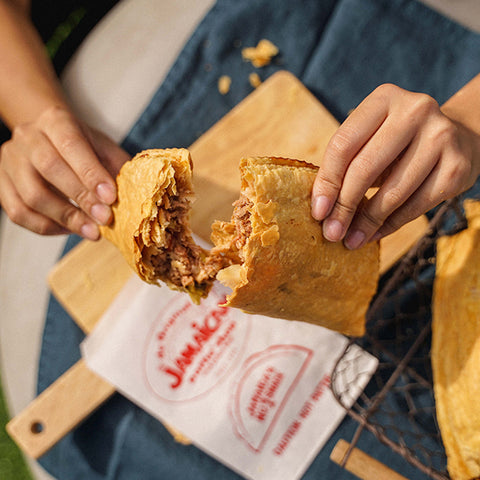 Jamaican Pattie Baked Cheezy Beef Pinatubo 1pc